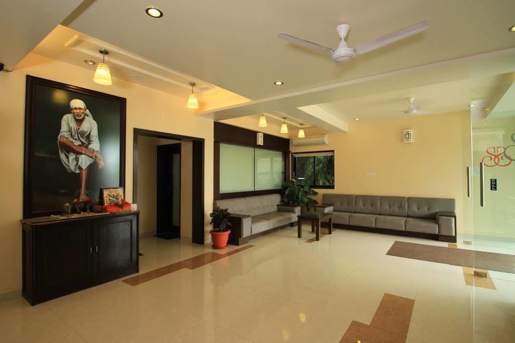 Hotel Sai Smaran Shirdi Extérieur photo